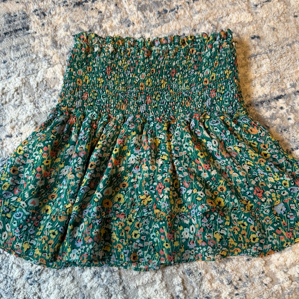 19 Cooper Women’s Size Small Green Floral Mini Skirt